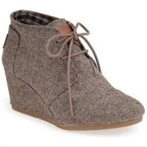 TOMS "Desert" Herringbone Wedge Bootie-Size 7.5